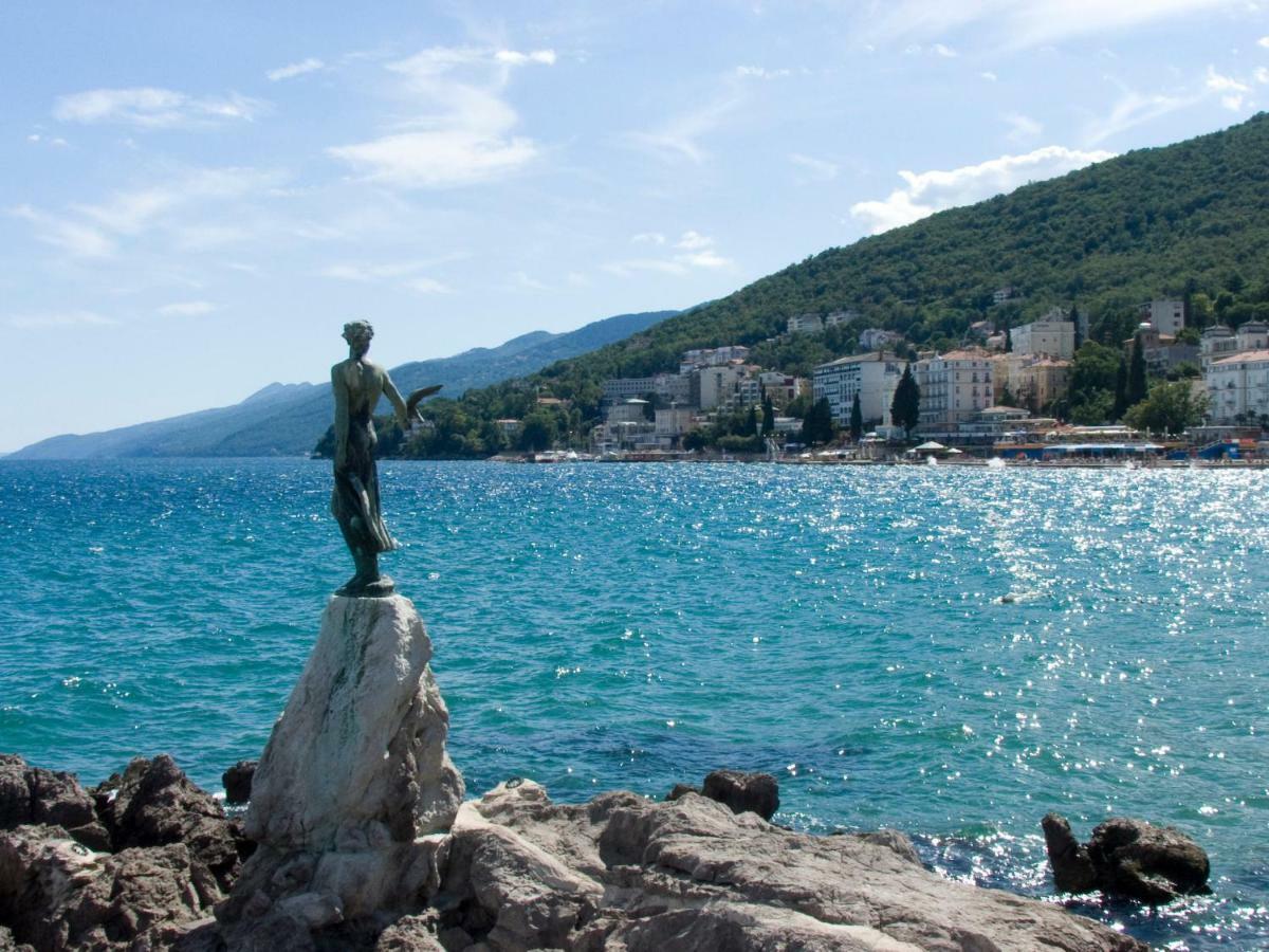 Apartments Darinka Opatija Exterior photo